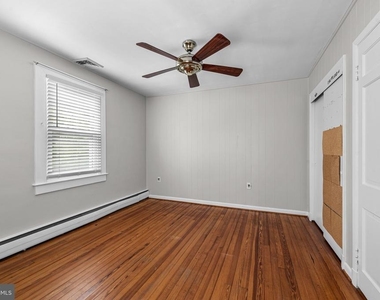 7811 Maple Avenue - Photo Thumbnail 26