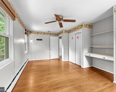 7811 Maple Avenue - Photo Thumbnail 27