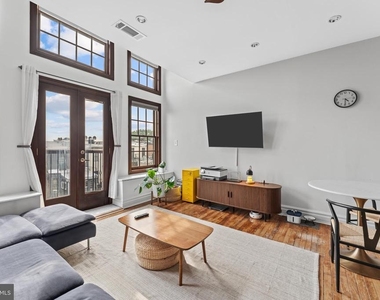 1714 Park Avenue - Photo Thumbnail 6