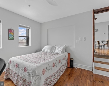 1714 Park Avenue - Photo Thumbnail 20