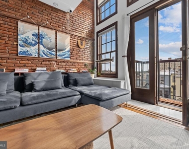 1714 Park Avenue - Photo Thumbnail 1