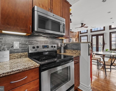 1714 Park Avenue - Photo Thumbnail 12