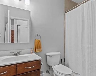 1714 Park Avenue - Photo Thumbnail 17