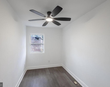 3905 8th Street - Photo Thumbnail 14