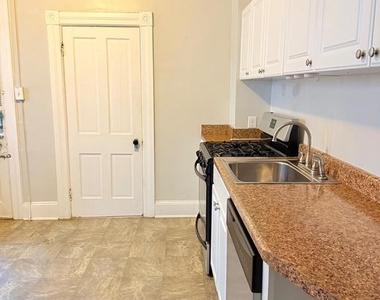 2740 N Calvert Street - Photo Thumbnail 8