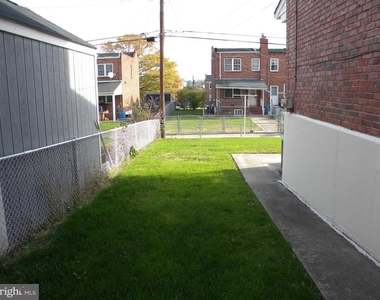 325 Imla Street - Photo Thumbnail 20