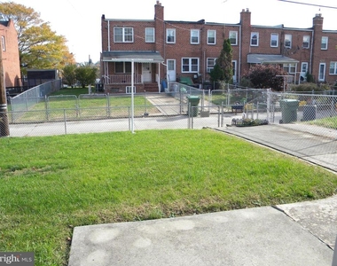 325 Imla Street - Photo Thumbnail 21
