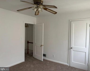 325 Imla Street - Photo Thumbnail 12