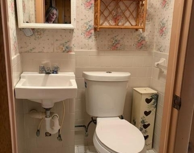325 Imla Street - Photo Thumbnail 30
