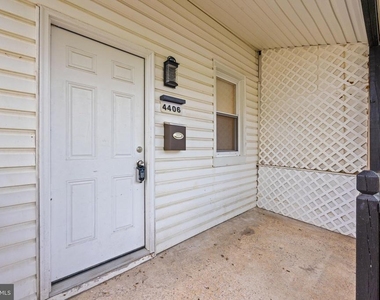 4406 Saint Georges - Photo Thumbnail 3