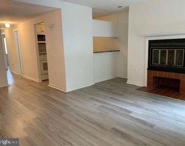 516 S Charles St S - Photo Thumbnail 4