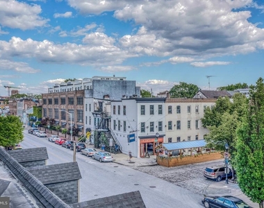 1518 Aliceanna Street - Photo Thumbnail 11