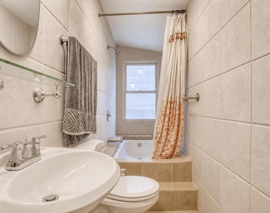1518 Aliceanna Street - Photo Thumbnail 5