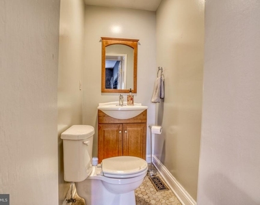 1518 Aliceanna Street - Photo Thumbnail 2