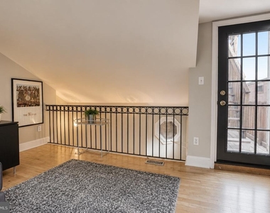 1518 Aliceanna Street - Photo Thumbnail 8