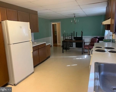 129 Kells Avenue - Photo Thumbnail 6