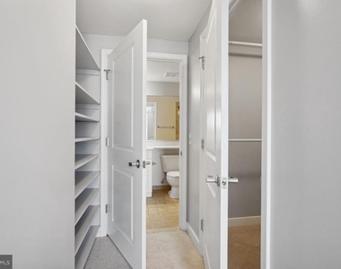 555 Massachusetts Avenue Nw - Photo Thumbnail 13