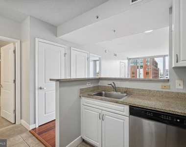 555 Massachusetts Avenue Nw - Photo Thumbnail 9