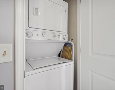 555 Massachusetts Avenue Nw - Photo Thumbnail 15
