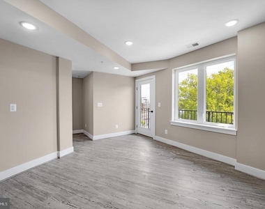 1617 Rhode Island Avenue Ne - Photo Thumbnail 4