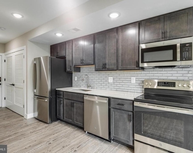 1617 Rhode Island Avenue Ne - Photo Thumbnail 2