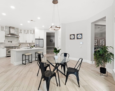 13500 Coleto Creek Trl - Photo Thumbnail 8