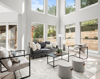 13500 Coleto Creek Trl - Photo Thumbnail 9