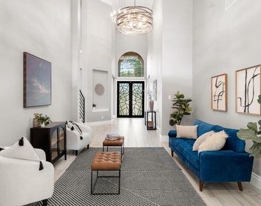 13500 Coleto Creek Trl - Photo Thumbnail 2