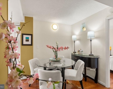 1077 30th Street Nw - Photo Thumbnail 5