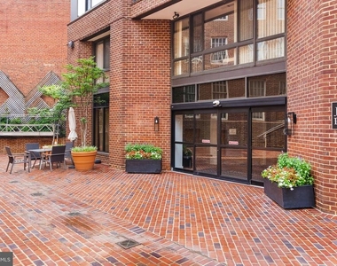 1077 30th Street Nw - Photo Thumbnail 16