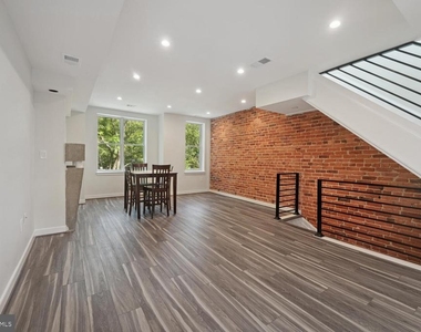 1850 Ingleside Terrace Nw - Photo Thumbnail 2