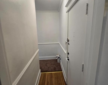 3022 Wisconsin Avenue Nw - Photo Thumbnail 13