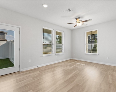 7814 Wilfred Dr - Photo Thumbnail 7