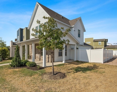 7814 Wilfred Dr - Photo Thumbnail 1
