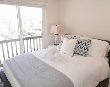 843 Upshur Street Nw - Photo Thumbnail 12