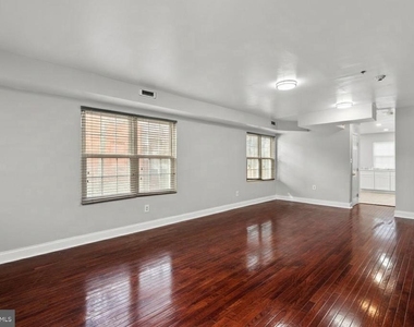 4410 Foote Street Ne - Photo Thumbnail 1