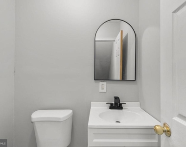 4410 Foote Street Ne - Photo Thumbnail 7