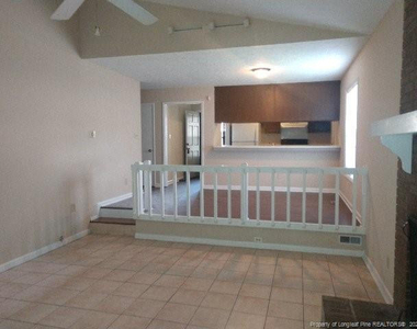 4616 Hoe Court - Photo Thumbnail 5