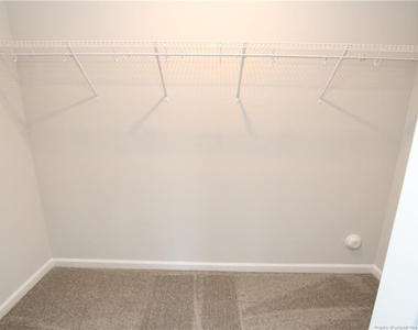 510 Light Oak Way - Photo Thumbnail 19