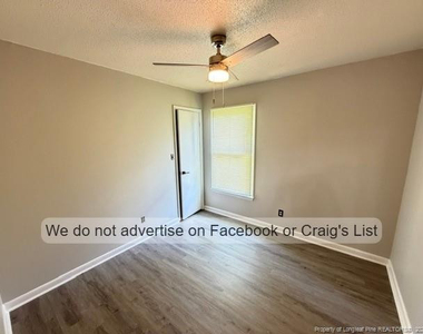 209 Eppingdale Drive - Photo Thumbnail 4