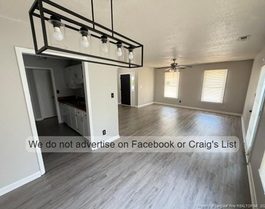 209 Eppingdale Drive - Photo Thumbnail 2