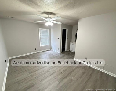 209 Eppingdale Drive - Photo Thumbnail 7