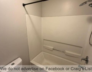 209 Eppingdale Drive - Photo Thumbnail 9
