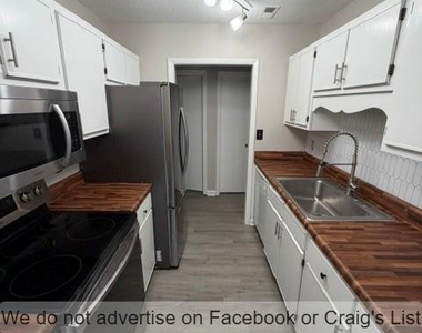 209 Eppingdale Drive - Photo Thumbnail 3