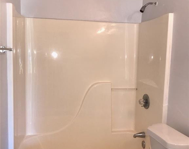 6233 Rhemish Drive - Photo Thumbnail 6