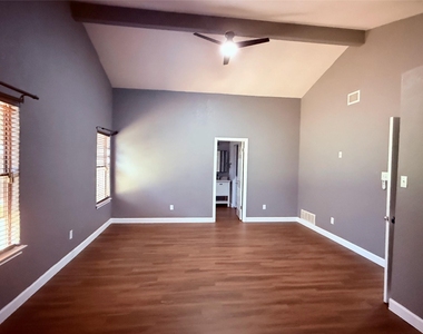 12314 Thompkins Dr - Photo Thumbnail 17
