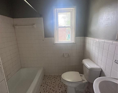 1047 Rulnick Street - Photo Thumbnail 2
