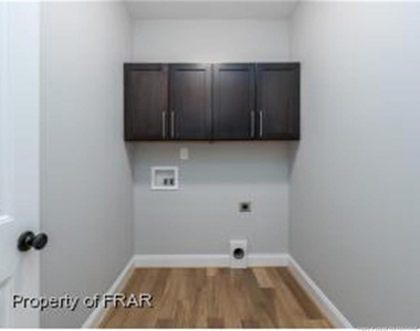 175 Windbrook Court - Photo Thumbnail 15