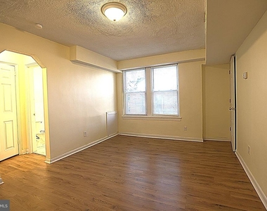 4329 Halley Terrace Se - Photo Thumbnail 4