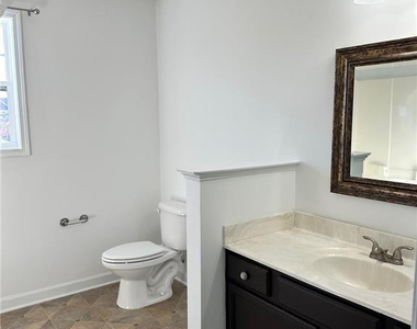 3912 Barclay Way - Photo Thumbnail 14